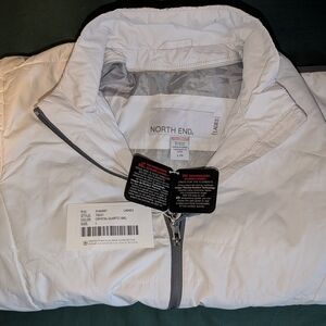 North End Women's White Puffer Jacket